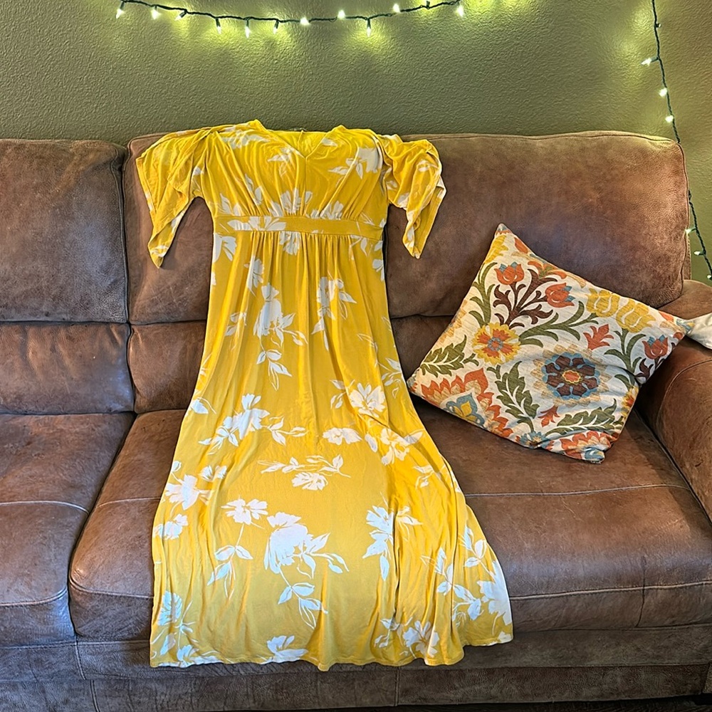 Maternity L - Floral Sundress